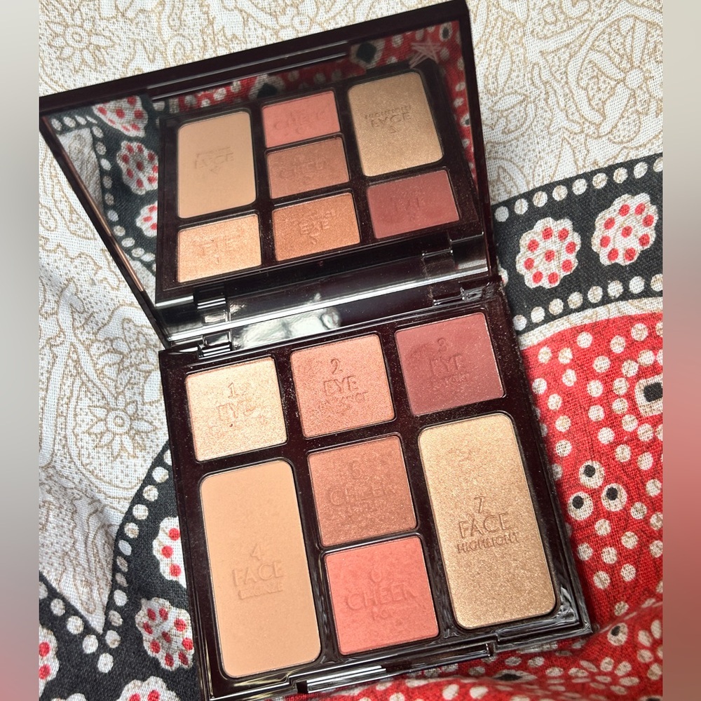Charlotte Tilbury Sunset Dreamscape face palette